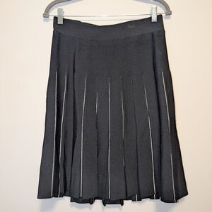 Carlisle Gray Pleated A-Line Skirt Knee-Length